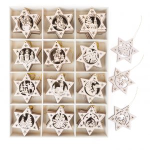 Small Foot Company Colgadores de Madera con Forma 12 Motivos invernales Diferentes, Juego de 120 Piezas de Adornos navideños, Estrellas talladas para el árbol de Navidad o como decoración de Ventanas, Naturaleza, Talla única