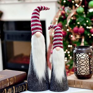 Valery Madelyn 2 Piezas Adornos De Navidad Figuras Gnomo, 48.5/64cm Decoraciones Muñeca de Navidad de Pie Nórdico Gnomo Sin Rostro, Figurillas de Fieltro Navideño de Rojo Blanco Gris (Tradicional)